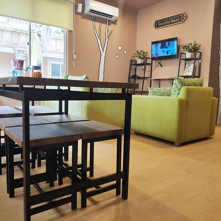Vk Pods Jakarta - Hostel Exteriör bild